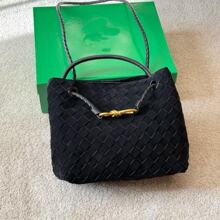 ��Ƥ�ֹ��������ذ������������K����������e�ٴ�μ�б�����Ů