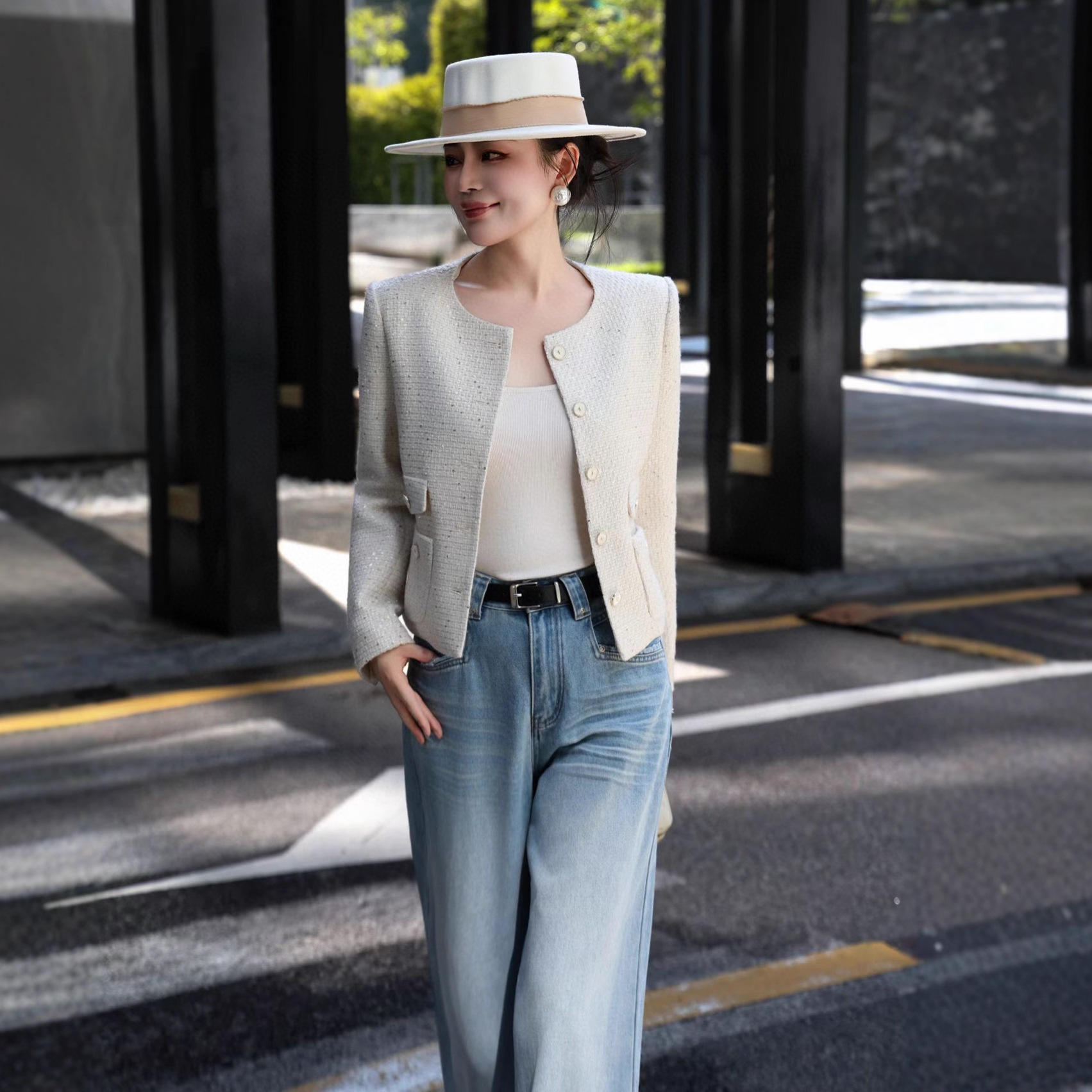 2025秋冬新款时尚圆领简约百搭纯色高级感粗花呢小香风短外套