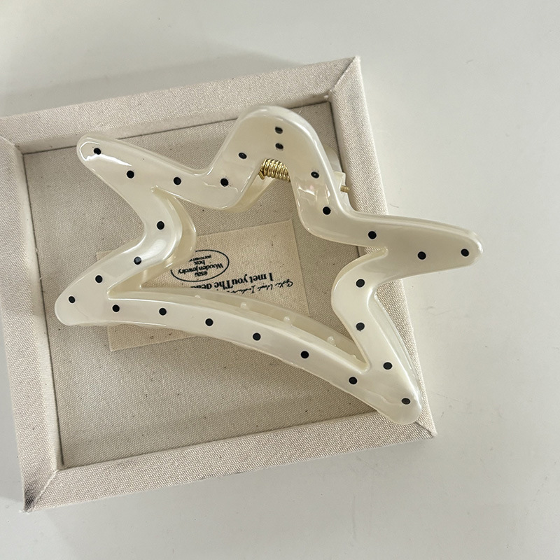 13 # 유백색 오각별 물방울 그리퍼