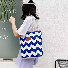 ���K���˼y�������n��������μ���r��ͨ�ڰ��p��羳����Ů��