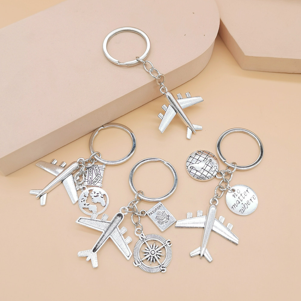 18g Weight Keychain Classification 1 Piece Quantity Holiday, Daily, Street Occasion Alloy Material Letter Pattern Plating Design Casual, Simple Style Style 1 Piece Casual Simple Style Letter Alloy Plating Keychain 7