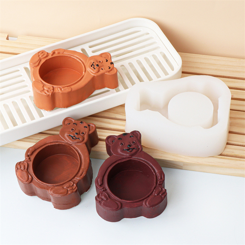 微笑小熊硅胶烛台模具 (9).jpg