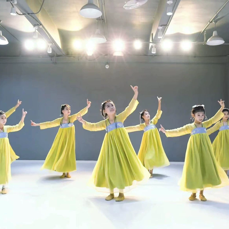 Детская одежда для выступлений ханьфу в китайском стиле Классическая танцевальная одежда Юбка для девочек Весна Март Цветок персика Смех Руж Макияж