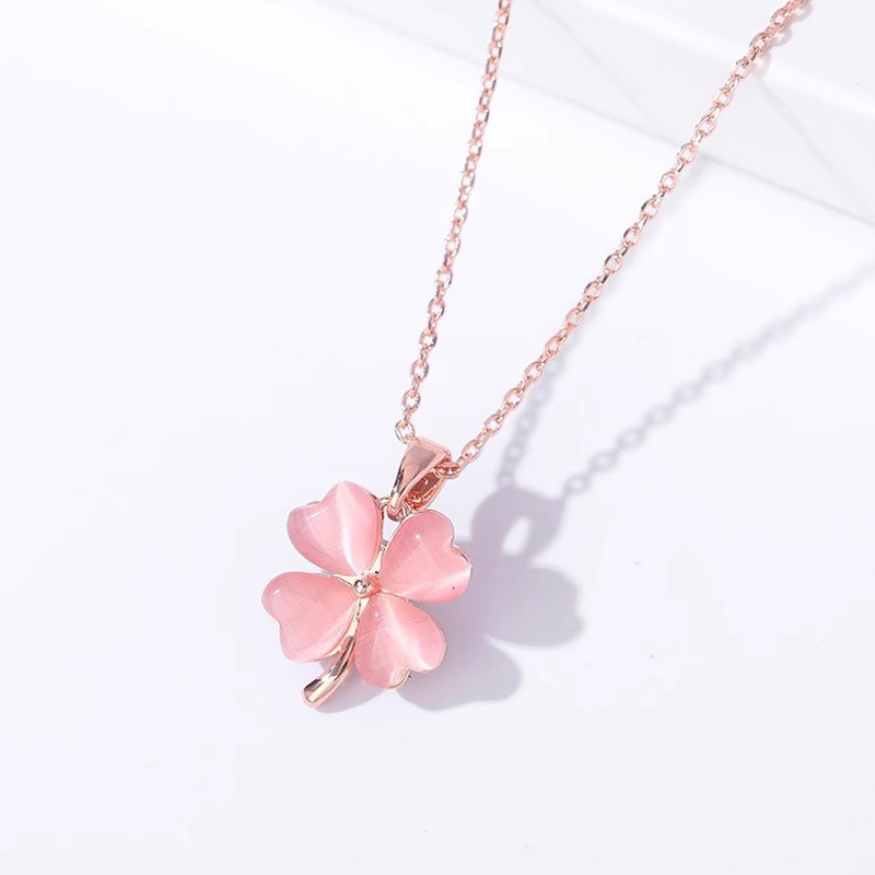 Four leaf clover necklace