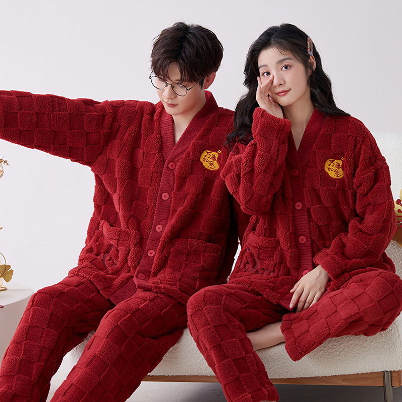 2023 Otoño e Invierno Nuevo coral polar pareja pijamas forrados de lana caliente franela ropa de abrigo hombres y mujeres ropa de hogar traje