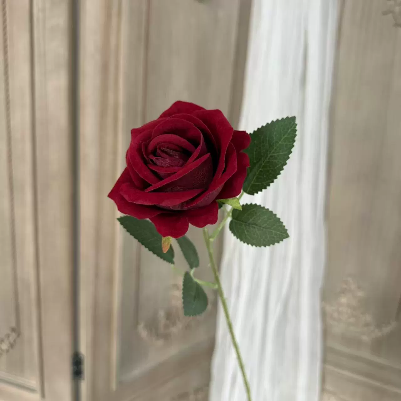 Single flannel simulated rose mall window rose waterfall outdoor layout flower wall flower arrangement home decoration flower