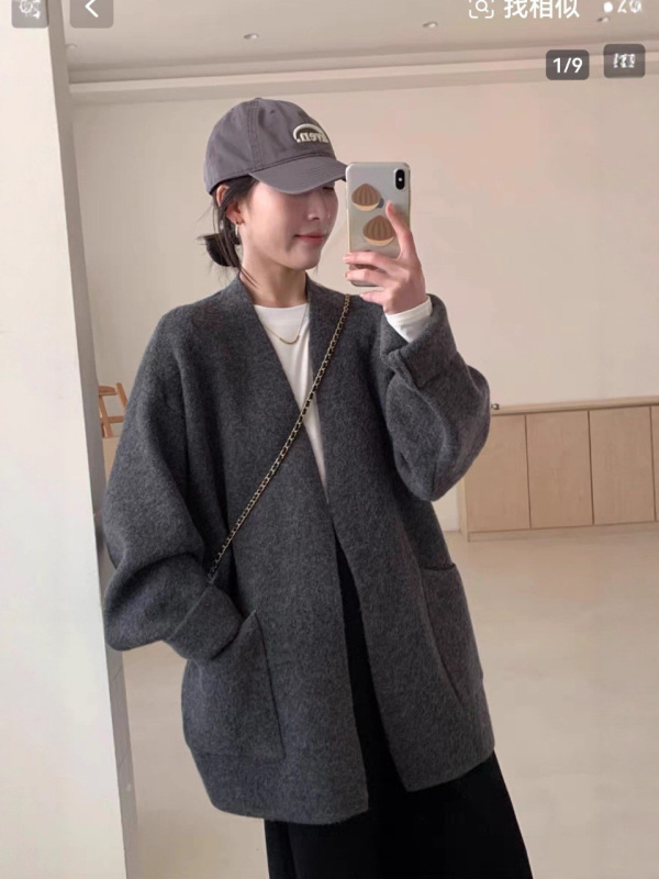 韩版慵懒风V领口袋针织毛衣女秋冬新款简约软糯宽松外搭针织开衫|undefined