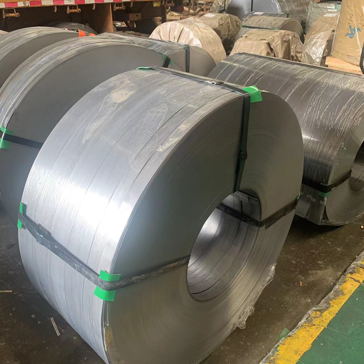 厂家直销高锌层无花有花镀锌卷板防腐蚀耐磨雨棚通风管道用镀锌卷