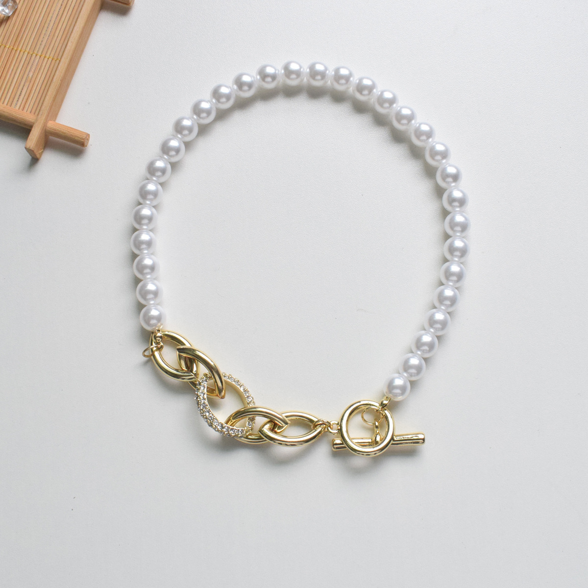 Schlüsselbeinkette Im Einfachen Stil Perlenkette Mit Diamantnähten display picture 3