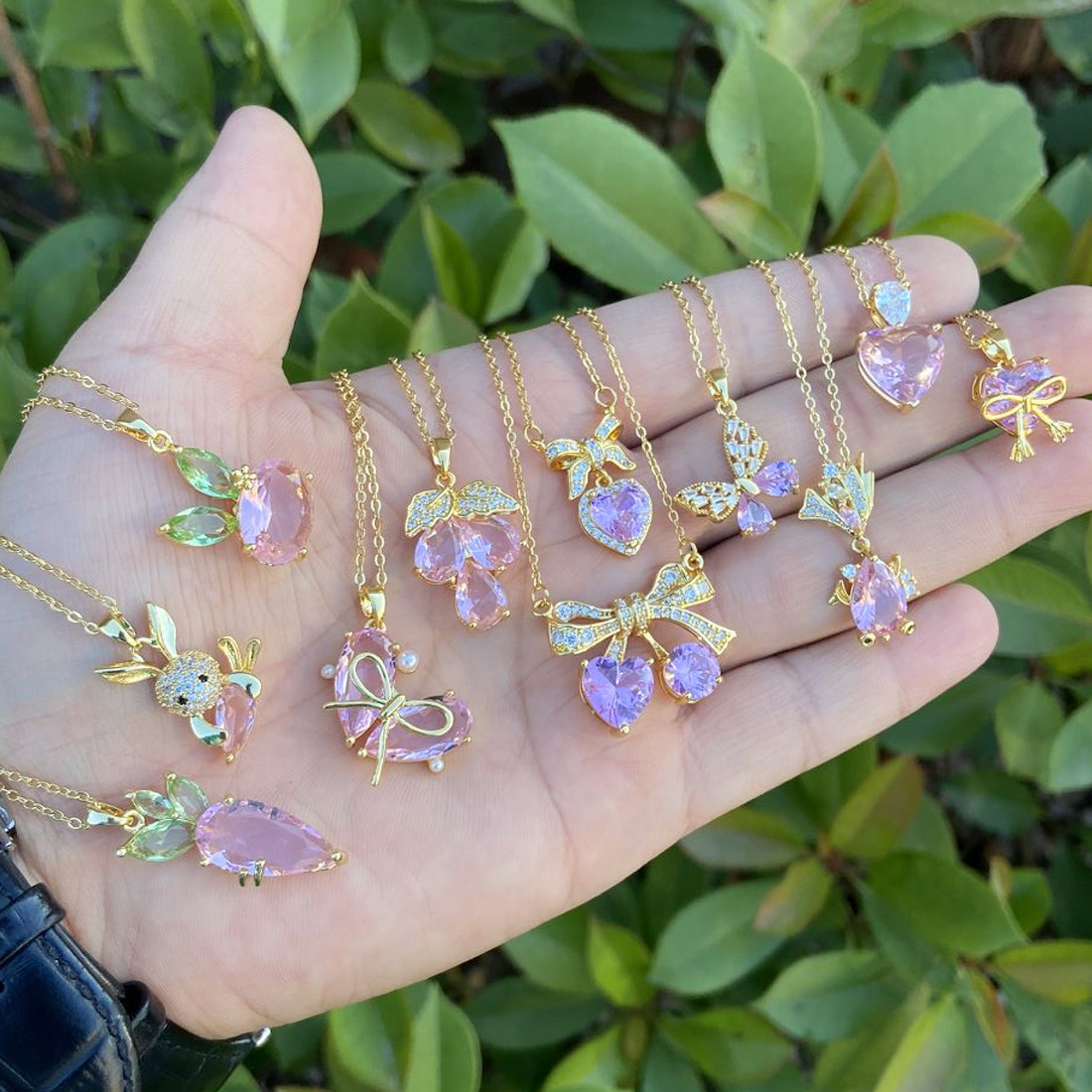 Fashion Heart Shape Copper Plating Hollow Out Zircon Pendant Necklace 1 Piece