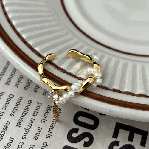 Gold Retro Vintage Style Heart Diamond Open Ring with Black Gold and Pearls, Fashionable Simple Pearl Tassel Design