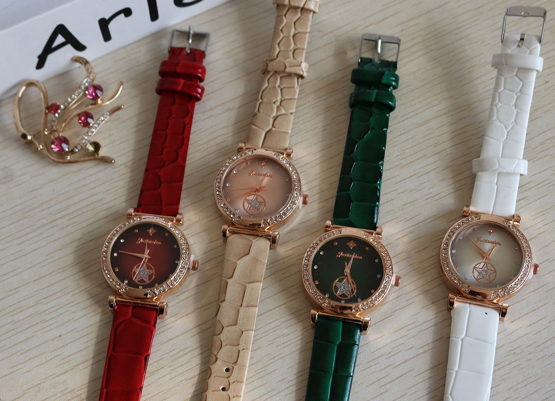 Watch in Black