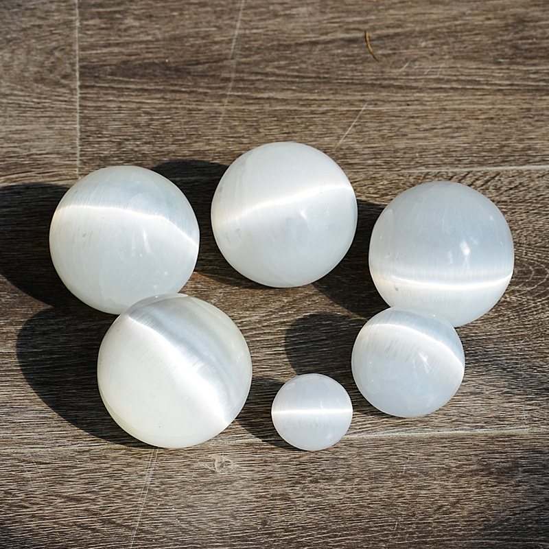 天然亚硒酸盐摩洛哥透石膏石水晶球 原石打磨风水球能量石球装饰
