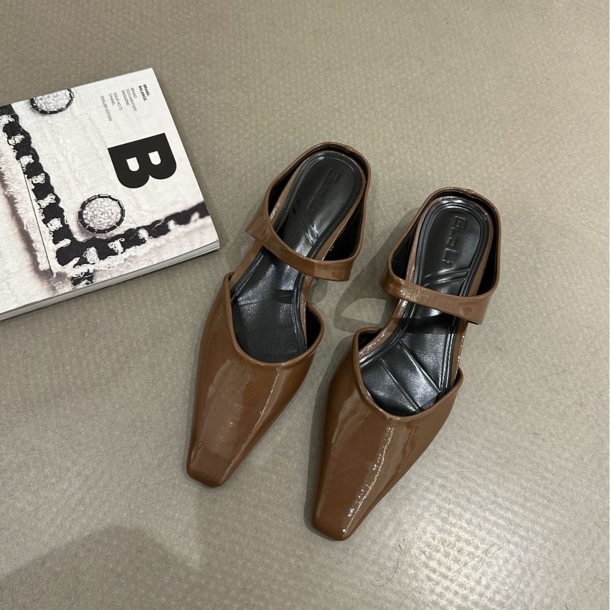 Forårs- og efterårssæson 2024 Ny flad sål Muller Cool Slippers Dame spids ruskind lavhælet enkeltsko Minimalistisk_voghion.com