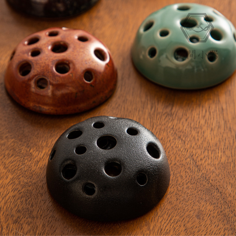 Japanese-style handmade ceramic flower arrangement desktop Jianshan Zen simple stoneware fixed base flower tool small accessories