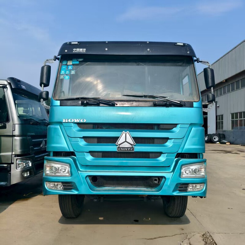 Export Used Sinotruk Howo 5.6m Rear Eight-Wheel Dump Truck Africa 6X4 Dump Truck 371 Horsepower