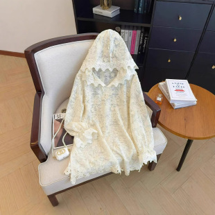 Spring 2025 New chubby girl Hooded Slight Cuff Lace Shirt plus size Women's Ladies Style Age-reducing Top