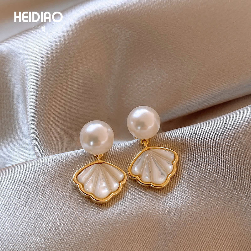 Pinzas para las orejas de perlas retro, sin orejas perforadas, pendientes simples de nicho, pendientes de pinzas para las orejas, pendientes, de lujo ligero, de alta calidad, bobinas para mosquitos, pendientes