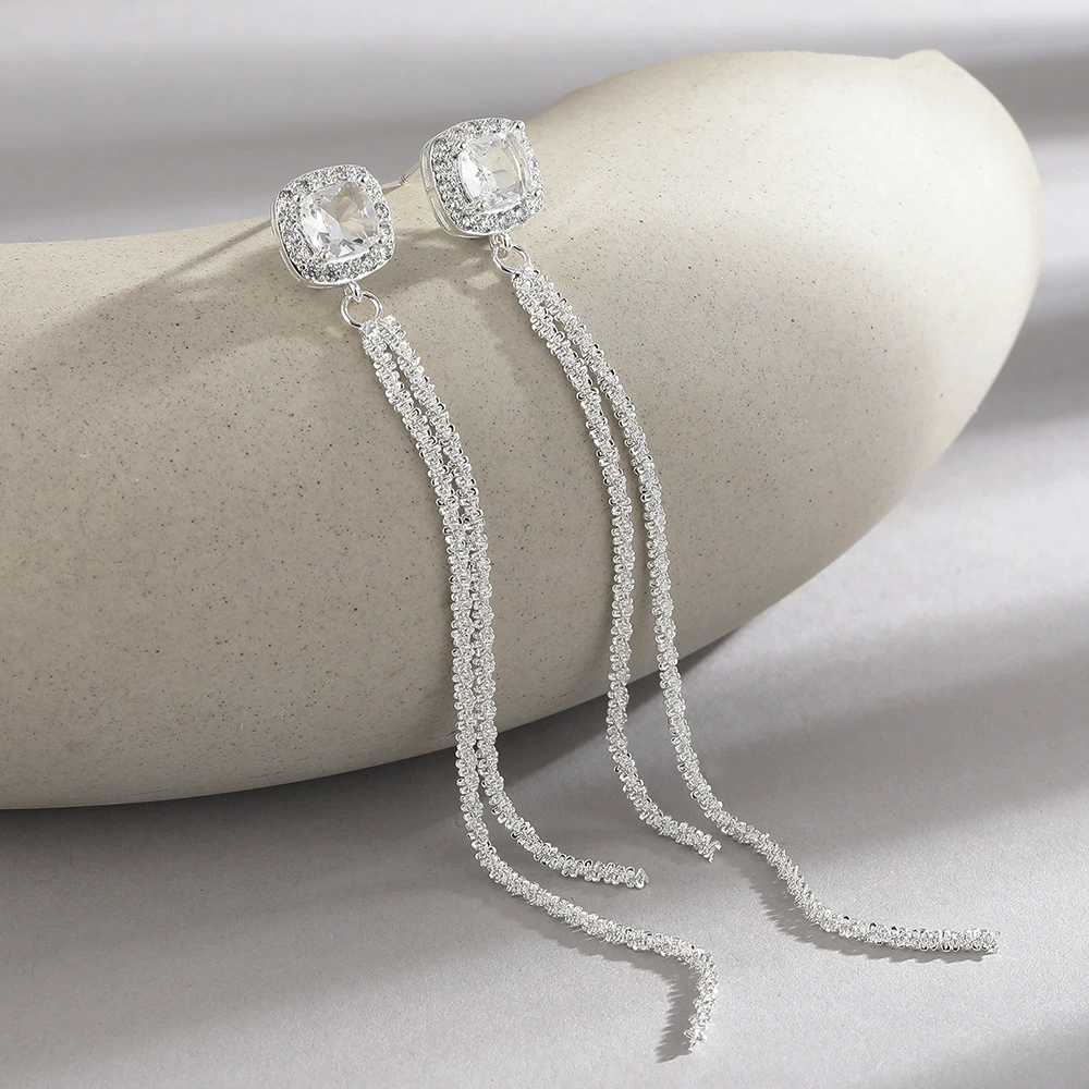 Chain with tassels, earrings, European style