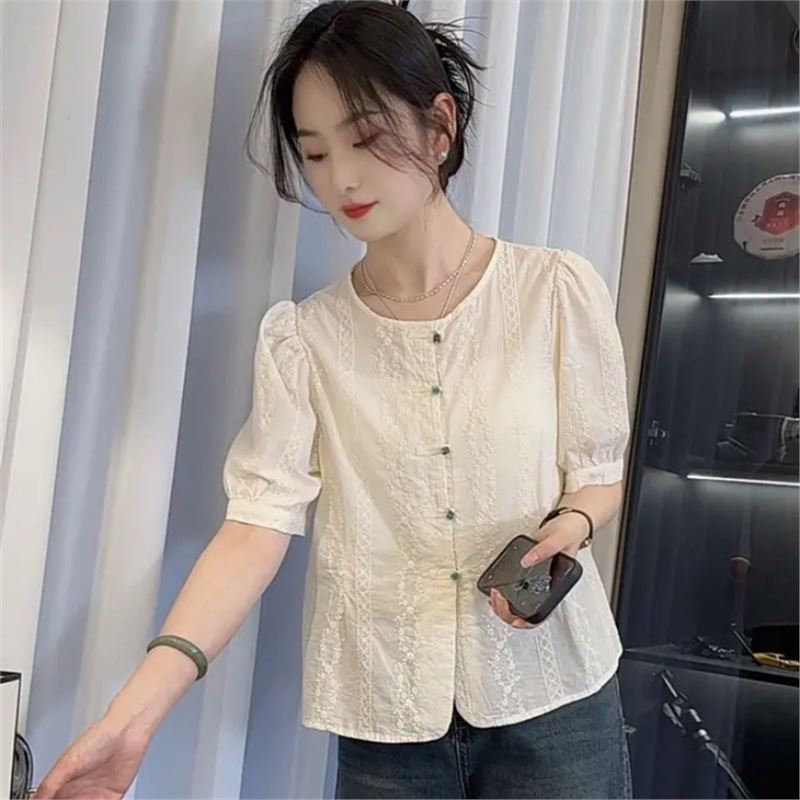 女性の半袖刺繍シャツ 2025 夏の新しい気質フレンチファッションデザイン気質中国風のシャツトップ|undefined