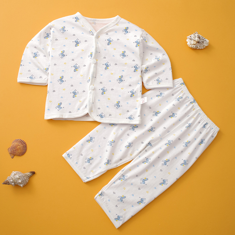 2023 primavera y verano Nueva Ropa interior de dibujos animados para el hogar hombres y mujeres traje de recién nacido Cuatro Estaciones de una sola cara Botón de algodón ropa de bebé