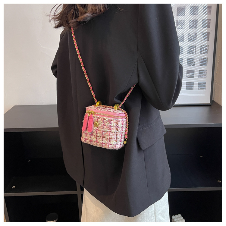 Caja de tela de viento fragante, bolsa cuadrada para mujeres, 2026 nueva moda transfronteriza, alta sensación de moda, bolso de cinturón de cadena universal