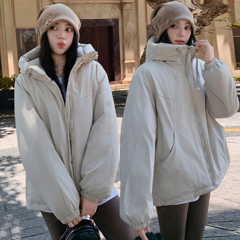 Casual de moda con capuzas de algodón ropa de asalto para mujeres invierno nuevo 2025 moda nueva chaqueta de declive de edad