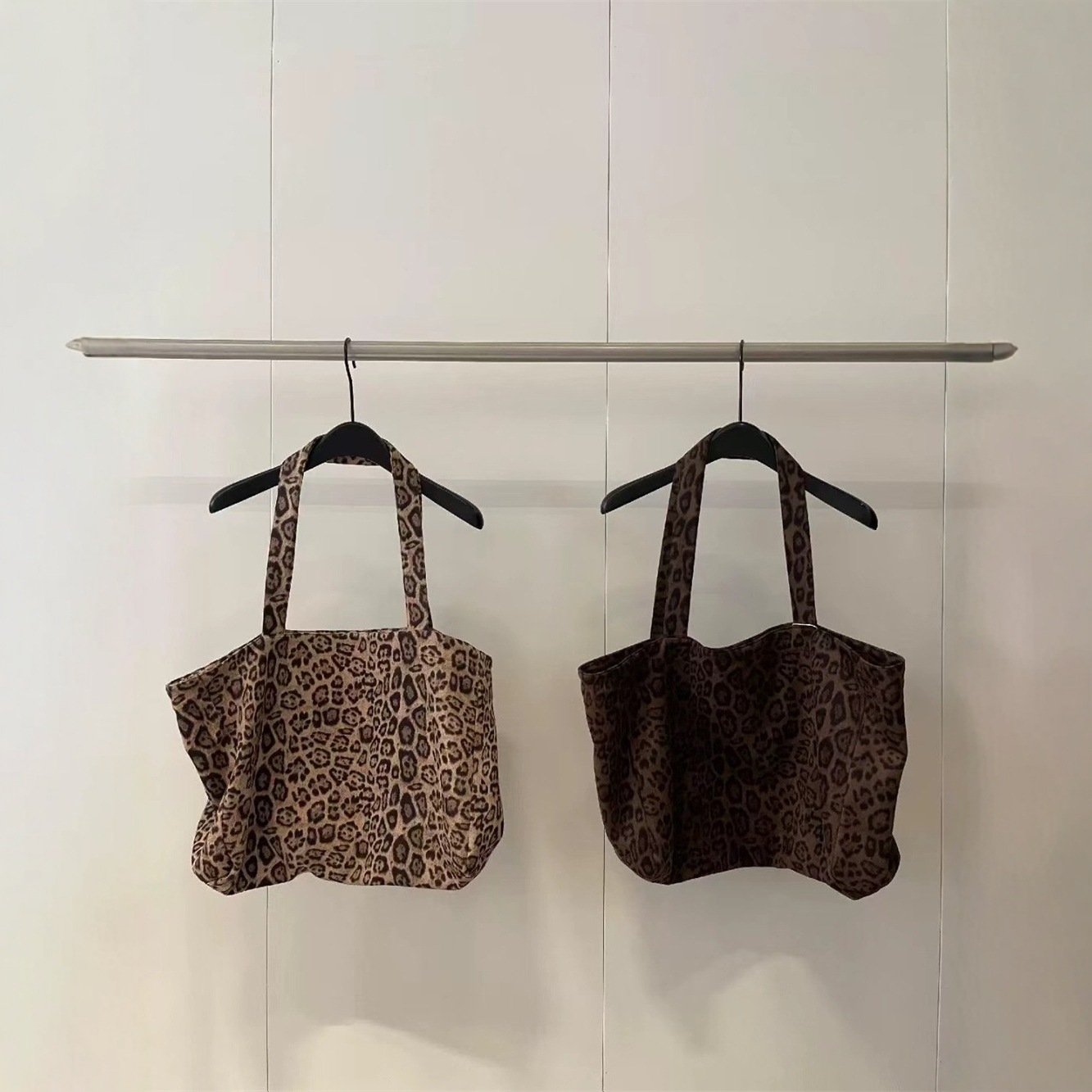 Korean Style High-Texture Suede Leopard Print Tote Bag - Autumn/Winter Thickened Large Capacity Women's Handbag - Thumbnail 2