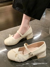 玛丽珍鞋女2025新款春季浅口中粗跟法式温柔仙女风一字带珍珠单鞋