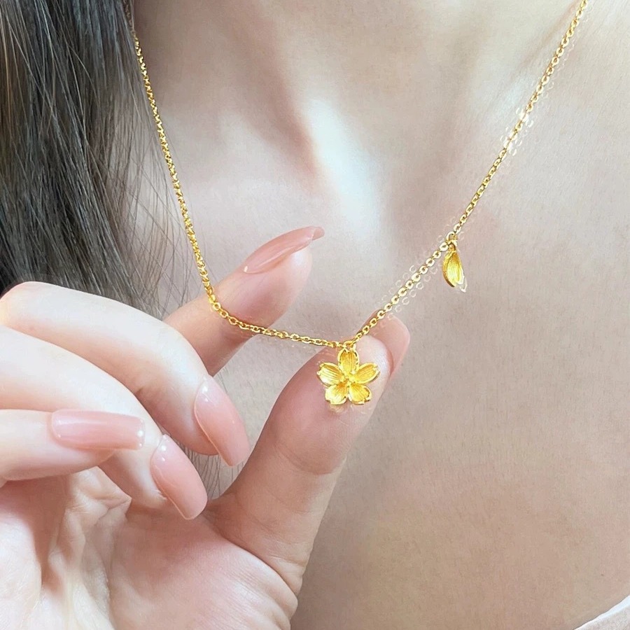 Little Red Riding Book Same Style Cherry Blossom Necklace Live Fashion Simple Elegant One Set Chain Sand Gold Flower Clavicle Chain_voghion.com