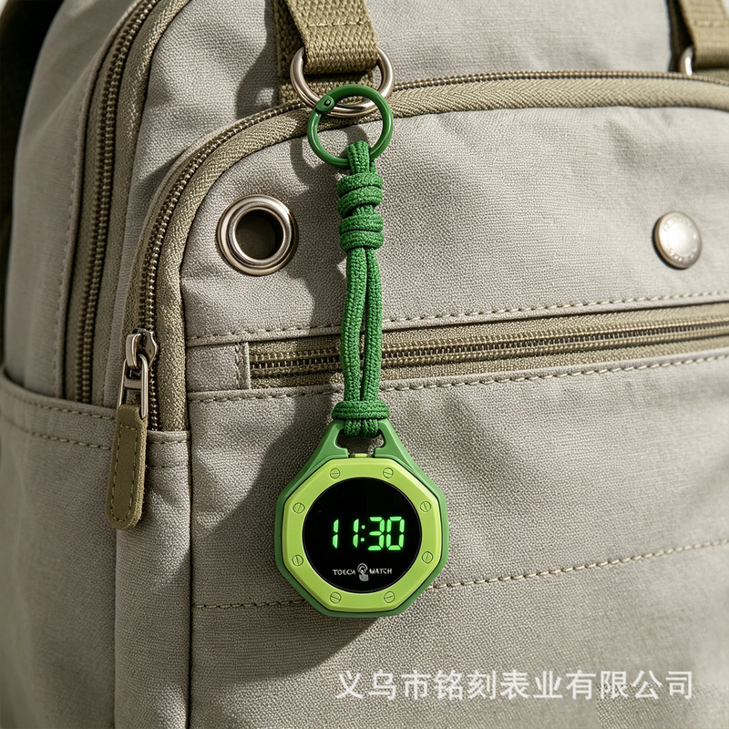 Co-branded Royal Oak hanging watch, fashionable and trendy backpack accessory, student hanging watch, keychain electronic watch Co-branded Royal Oak hanging watch, fashionable and trendy backpack accessory, student hanging watch, keychain electronic watch