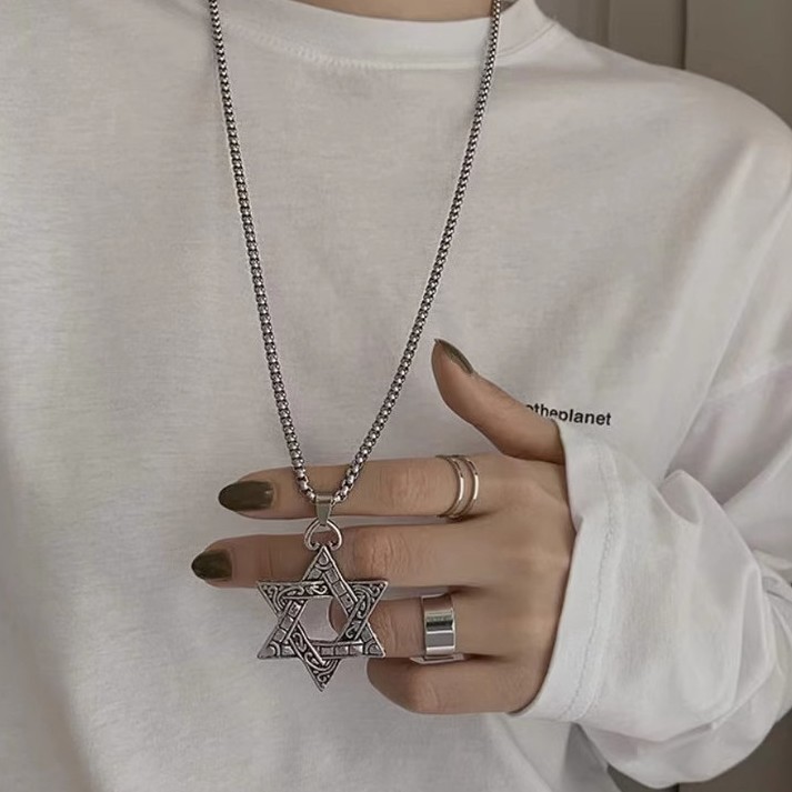 Six-pointed Star Necklace Men's Trendy Pendant Hip-hop Vintage Titanium Steel Accessories Distinctive T-shirt Pendant Long Internet Celebrity Woolen Chain