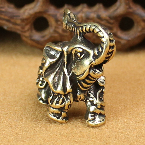 Brass Elephant Solid Car Keychain Pendant Hook Charm Handle Piece Small Elephant Creative Ornament Micro Engraving Play Piece