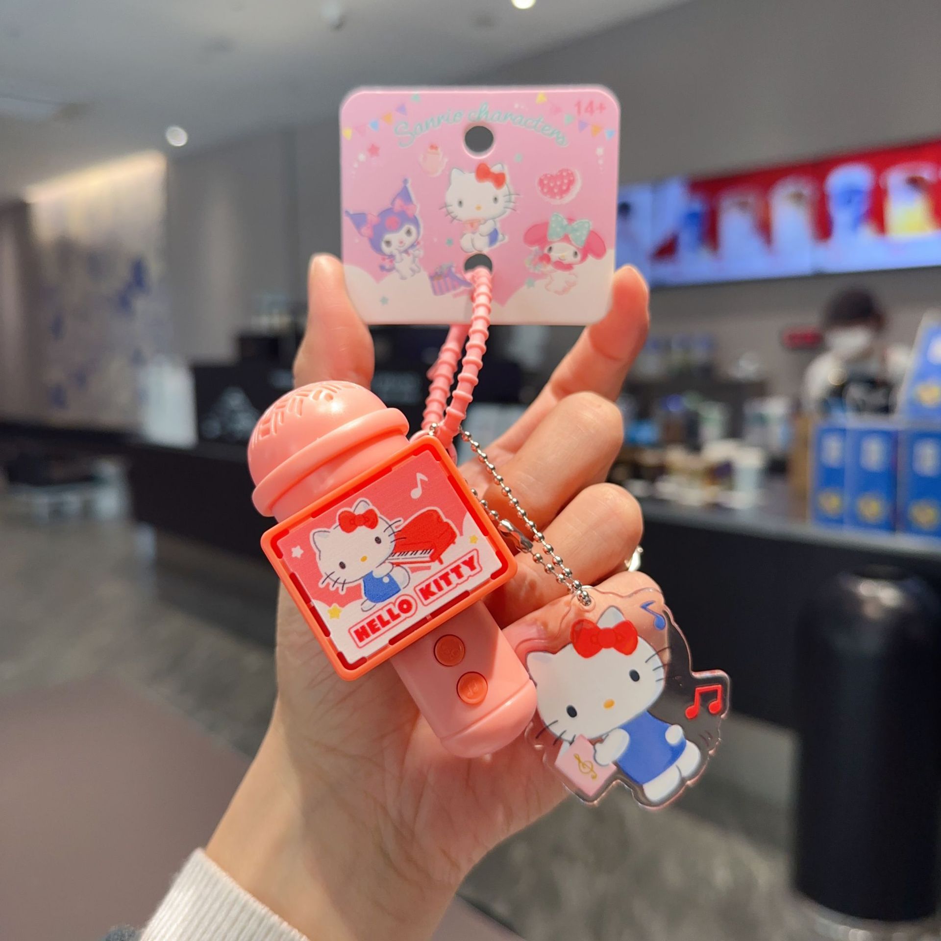 2026年新作正規品サンリオクロミぬいぐるみキーホルダー女性向け可愛いハローキティぬいぐるみカメラ小物