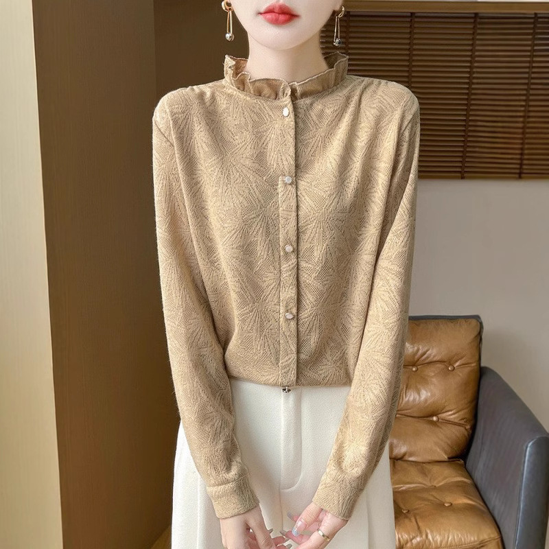Autumn lace woolen knitted base shirt