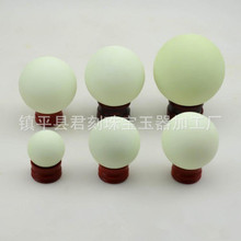 萤石夜明珠白色冰洲石夜光球发光球磨砂形夜光石家居摆件配底座