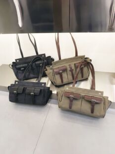 Design shopping bag, capacious purse, one-shoulder bag, trend of season