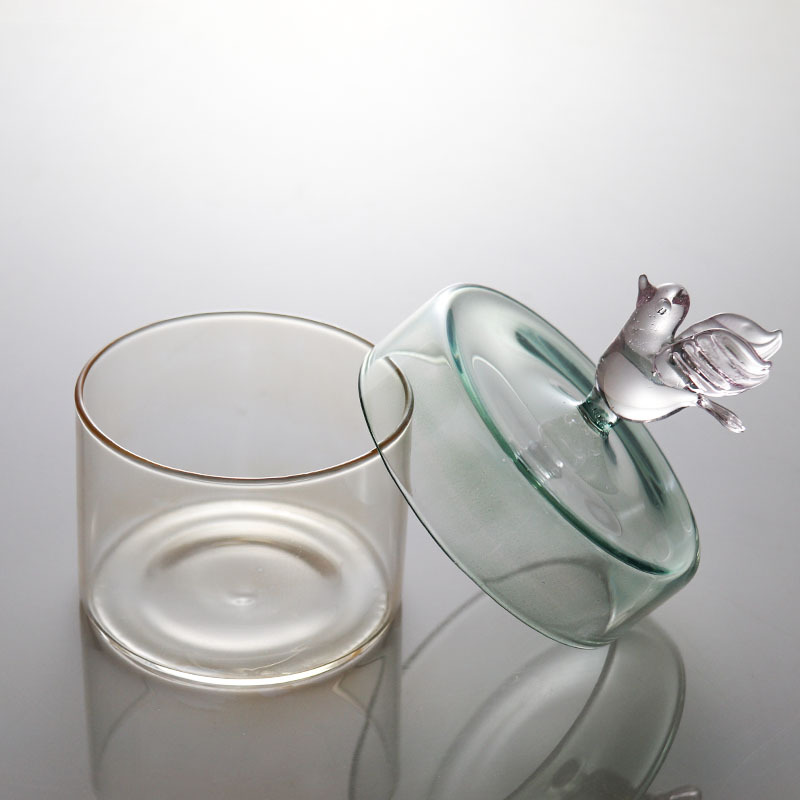 Estilo europeo de tamaño pequeño vidrio placa de la torta cubierta de polvo transparente fruta placa almacenamiento mesa de postre creativo boda decoración del hogar