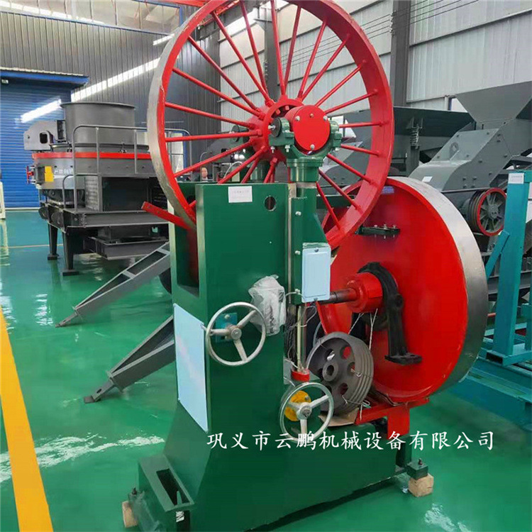 锯条张紧装置割锯机 床身锯轮木工机械刨锯机双轴承跑道带锯跑车