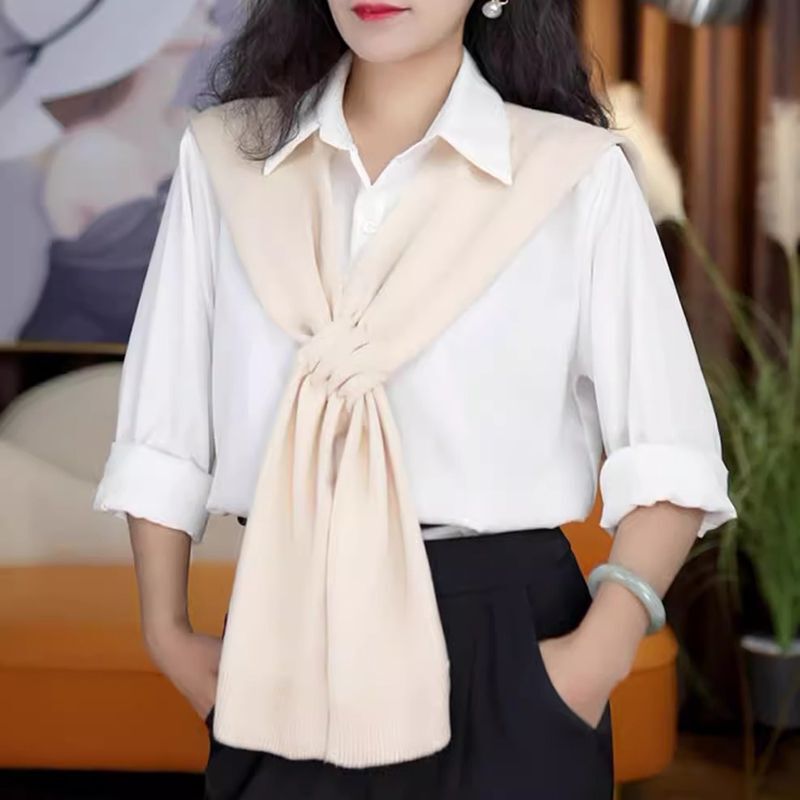 韓国版ニットの純色系のショールは春にシンプルで、西洋風のシャツのtシャツに合わせて、怠け者が肩を組んでいます。|undefined