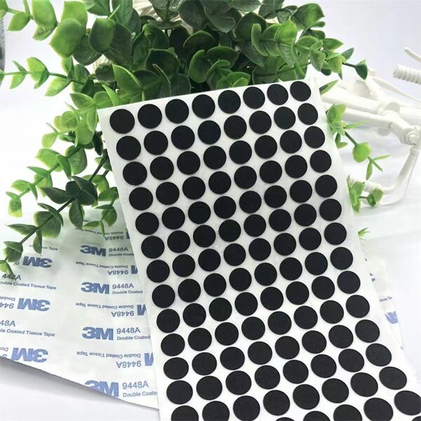 black silicone non-slip pad