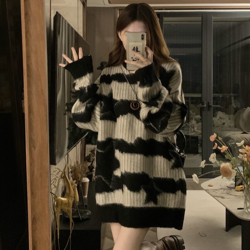 느슨한 게으른 스타일 아우터 스웨터 여성 가을과 겨울 플러스 사이즈 통통 자매 슬리밍 중간 길이의 얼룩말 스웨터 탑