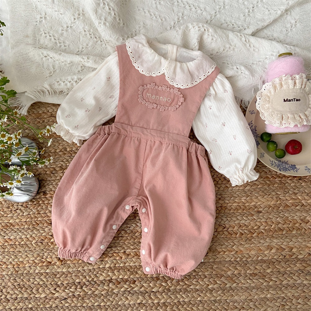 Primavera 2025 nuevo producto Corea de una clase de encaje para bebé traje de correa de estilo occidental para mujer linda ropa de salida para bebé