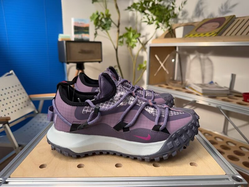 莆田靴新しい ACG 屋外ハイキングシューズハイキングシューズ滑り止め防水反射機能クロスカントリー男性と女性のランニングシューズ|undefined