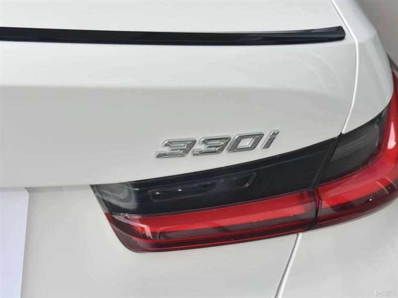 Suitable for BMW 318i, 320i, 325i, 328i, 330i, 335i, 340i car emblems, letter emblems, rear emblems, tail emblems, and number emblems