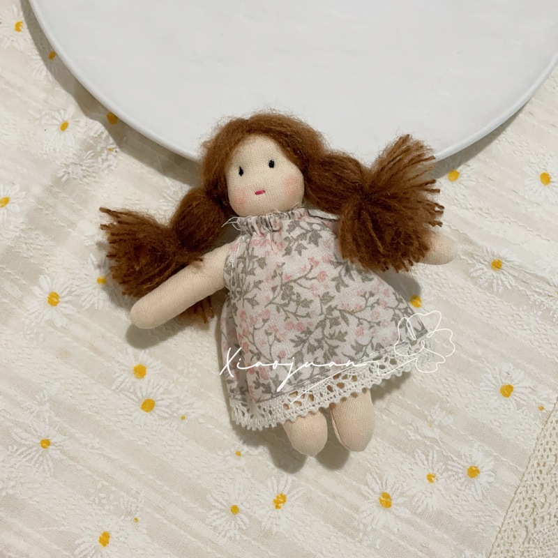 かわいい長い髪の三つ編みの女の子のヘアピン韓国の甘い花柄スカート人形子供の前髪ヘアピン女の子のヘアアクセサリー|undefined
