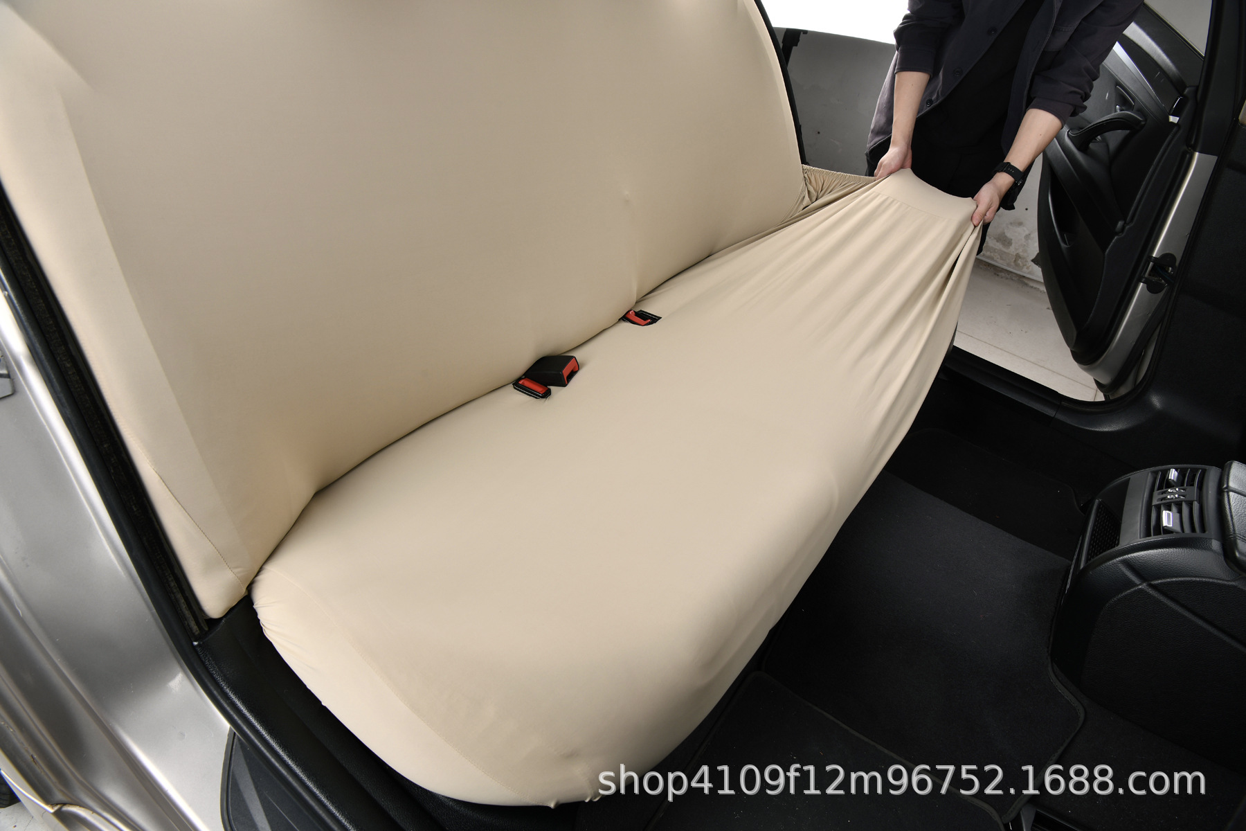 Ice Silk Cool Car Rear Seat Cover Elastic One-Piece Universal Car Seat Cushion Cover Fully Surrounded by Breathable Dustproof