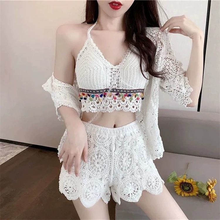 Sexy thin refreshing top with cups, boho style, backless, with embroidery