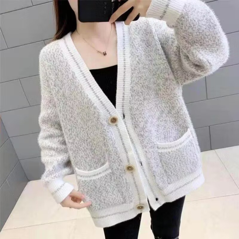 Women's Chenille Sweater Coat 2026 New Autumn Winter Thickened Mink Wool Loose Fit Casual Knit Cardigan Women's Chenille Sweater Coat 2026 New Autumn Winter Thickened Mink Wool Loose Fit Casual Knit Cardigan
