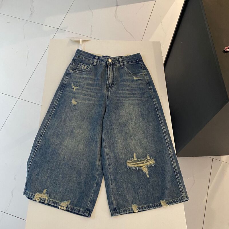 Premium Quality Soft Denim! 2026 Spring/Summer New High-Waisted Slimming Ripped Design Versatile Workwear Shorts